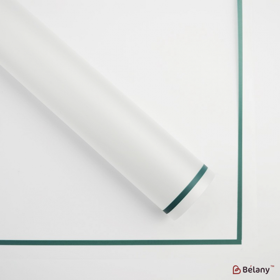 Trasarea Hârtiei Translucidă Cu O Margine Verde