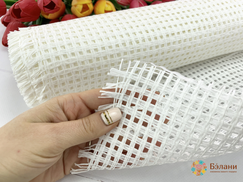 Grila Florala "impletitura Larga" Alb