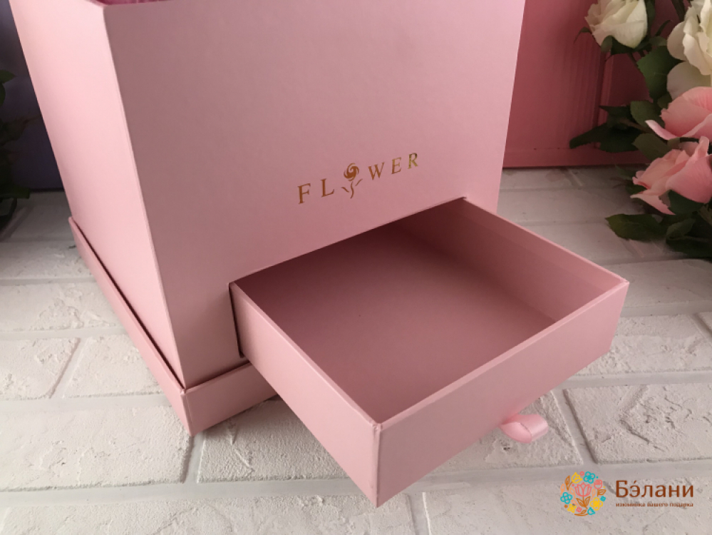 Cutie Pătrată Cu Cutie (Trandafir.) | 2