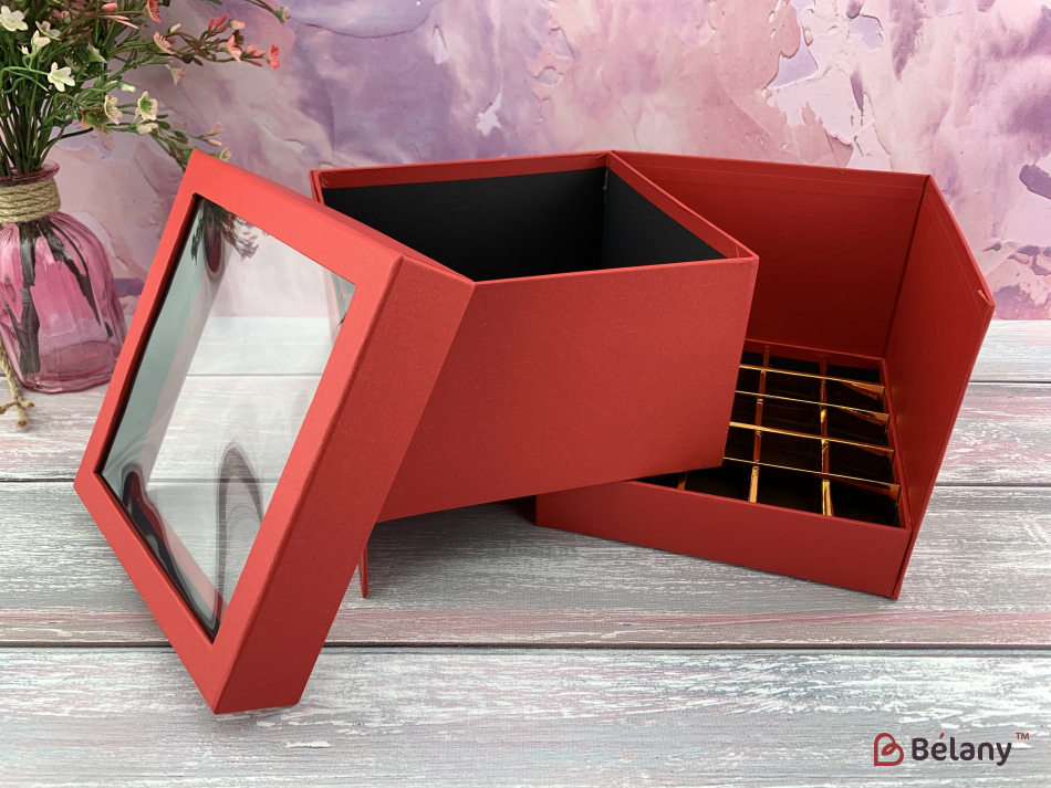 Cutie Pătrată Glisantă „Surpriză” Roșie