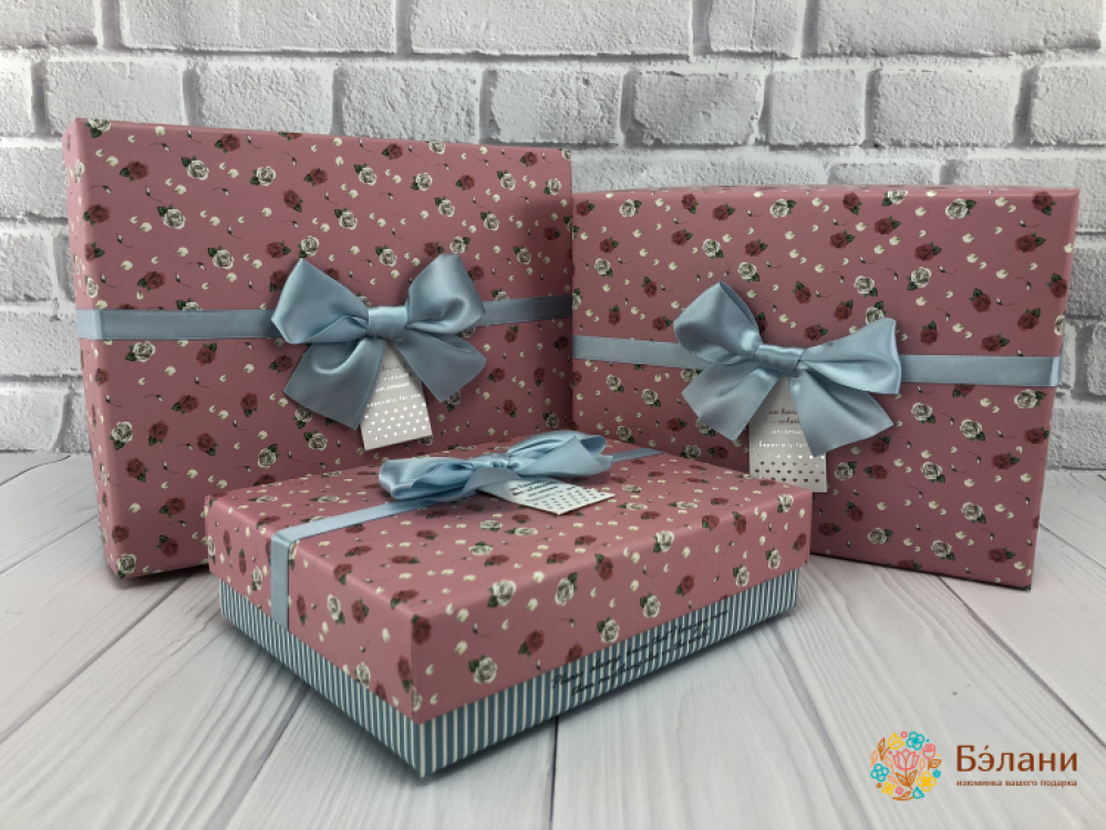 Cutie Cadou „Trandafiri” Roz