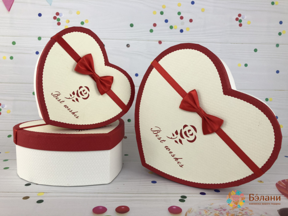 Cutie În Formă De Inimă Trandafir Alb