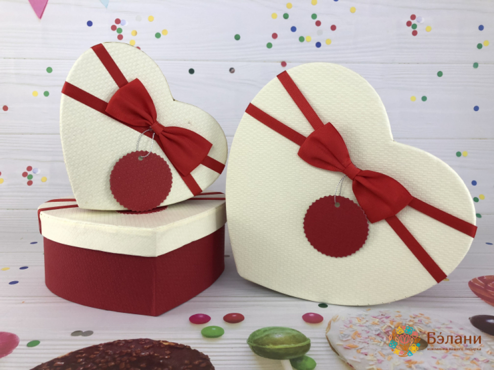 Cutie În Formă De Inimă „Pasiune” Albă