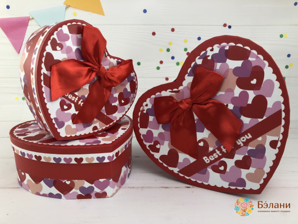 Cutie De Nori De Inimi În Formă De Inimă Roșie