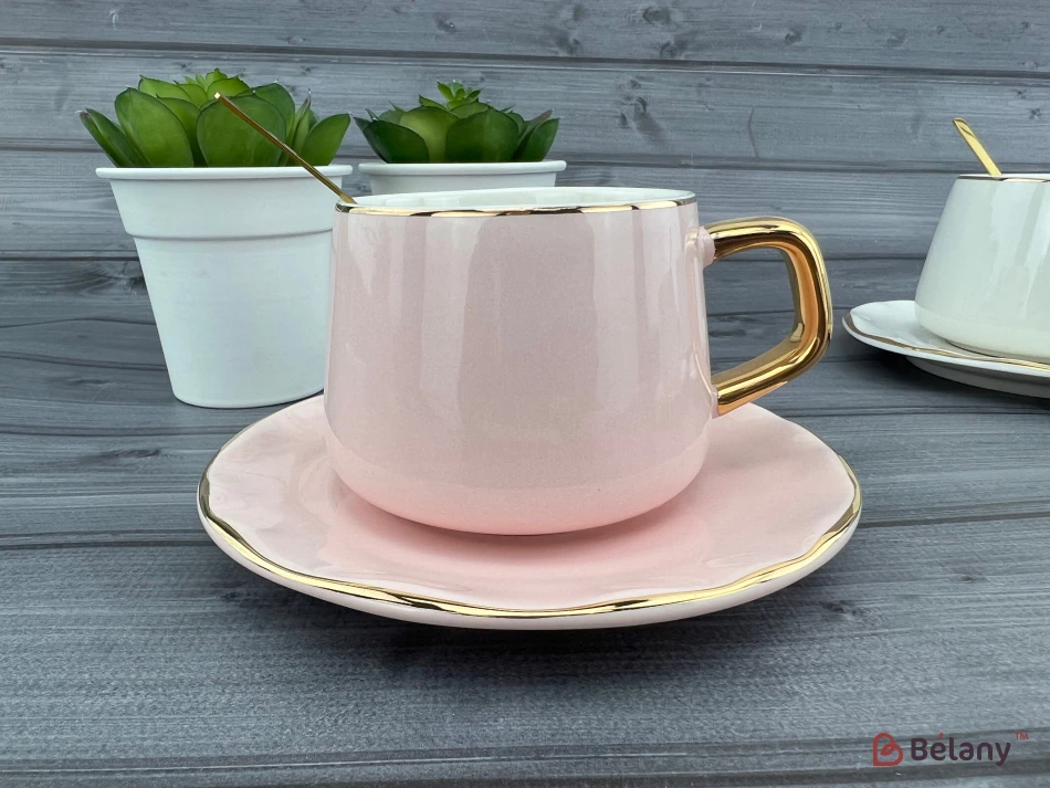 Pahar Si Farfurie Din Ceramica "gold Edge" Roz