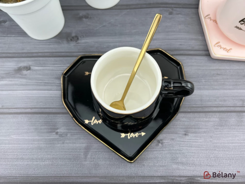 Ceașcă Și Farfurie Din Ceramică „Be Mine” Neagră | 3