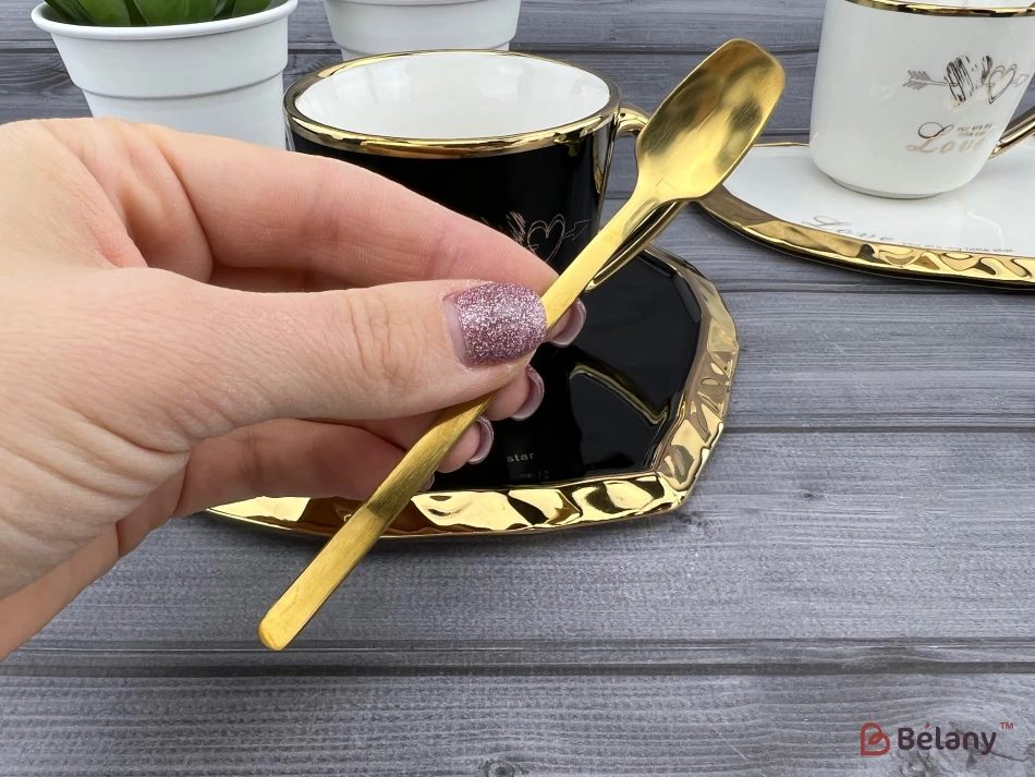 Pahar Si Farfurie Din Ceramica "deep Gold Heart" Neagra | 4