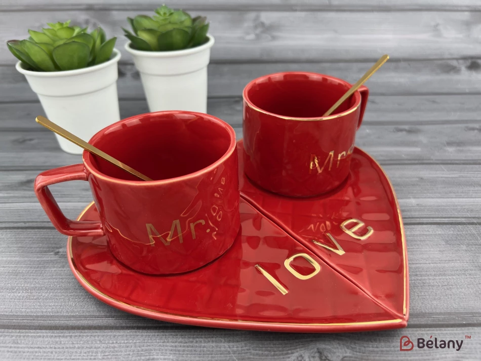 Ceașcă Și Farfurie Din Ceramică „One Whole” Roșu