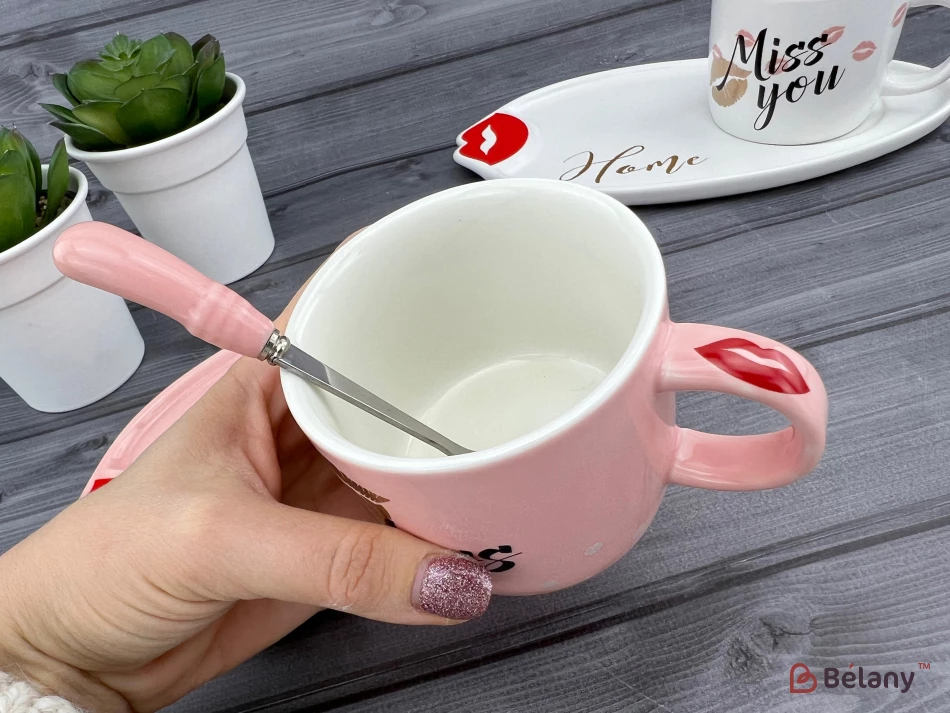 Ceașcă Și Farfurie Din Ceramică „Kiss Me” Roz | 3