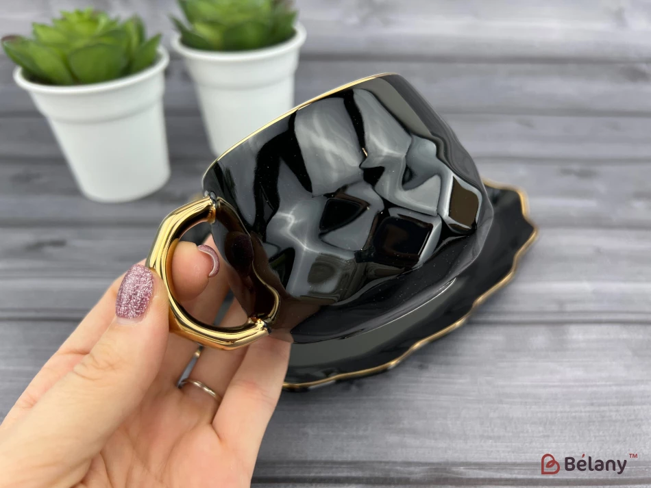 Ceașcă Și Farfurie Din Ceramică „Oyster” Neagră | 2