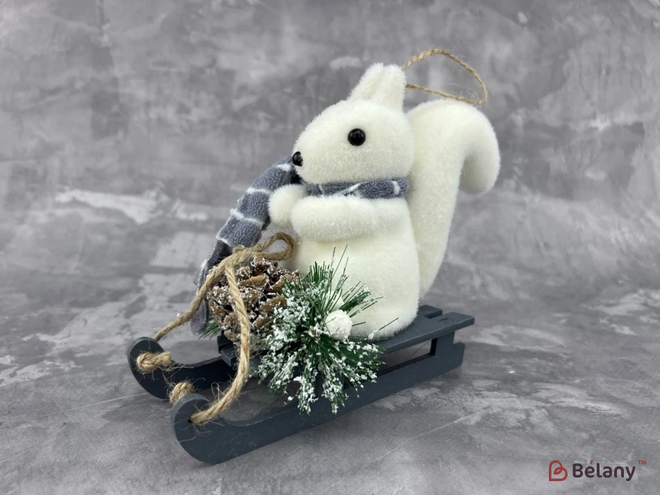 Decor De Anul Nou „Vveriță Pe Sanie”.