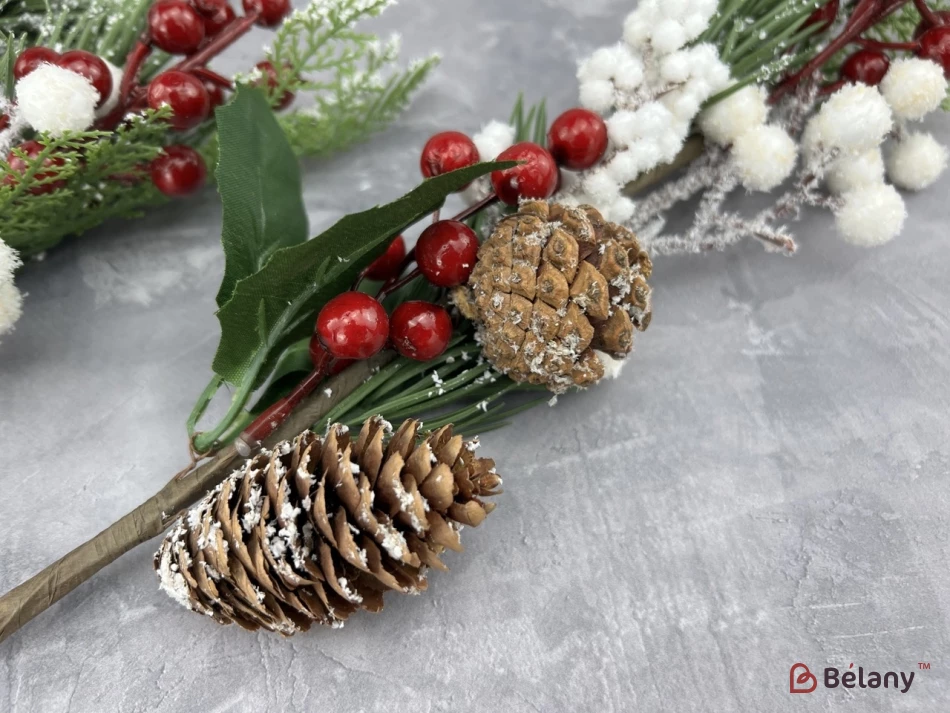 Decor Crenguță De Molid Cu Conuri | 3