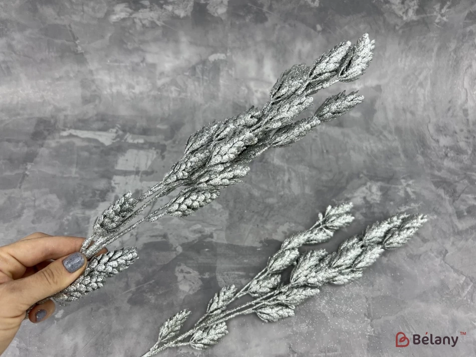 Ramura De Decor "conuri" Argintie | 2