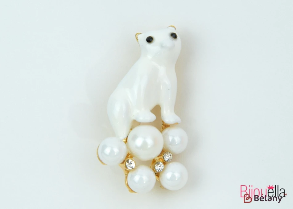 Broșă „Nevăstuică Albă Cu Perle”