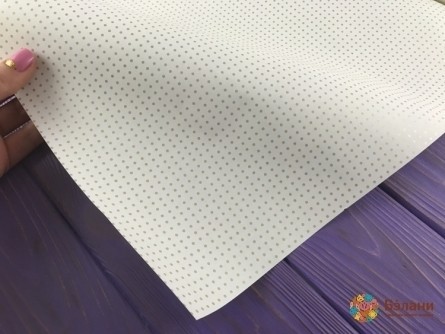 Hârtie De Împachetat Cu Polka Albă (50/70 Cm)