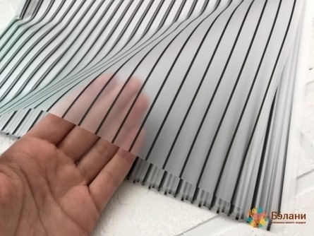 Urmărirea Hârtiei „Wide Band” În Negru