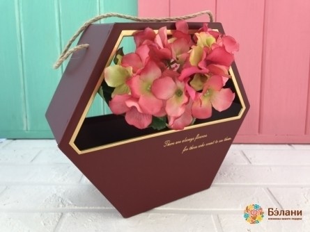 Cutie Cu Flori Hexagonale (Marsala)