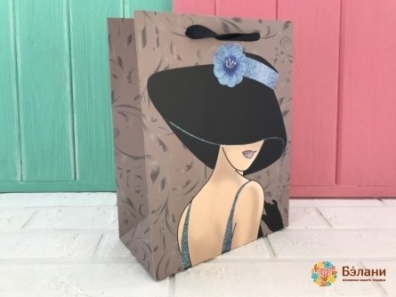 Pachetul „Doamna În Pălărie” Gri M