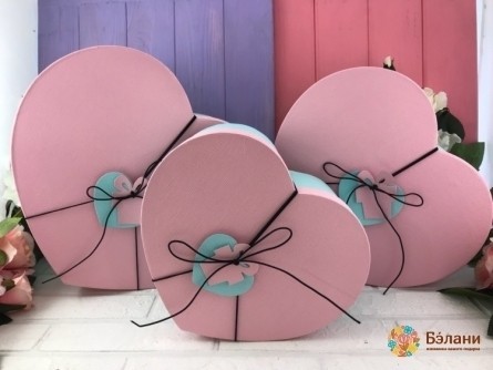 Cutie În Formă De Inimă "pe O Bandă Elastică" Pulbere