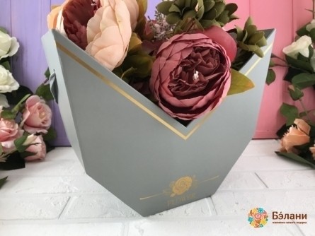 Cutie De Flori Gri "half Moon"