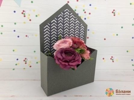 Cutia Cu Flori „Pentru Tine Litera” Gri