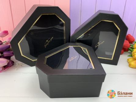 Cutie Rubin În Formă De Inimă Neagră