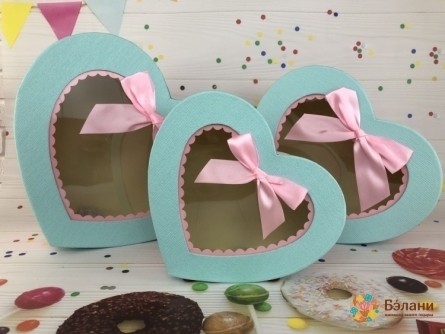 Cutie Cu Flori De Gumă