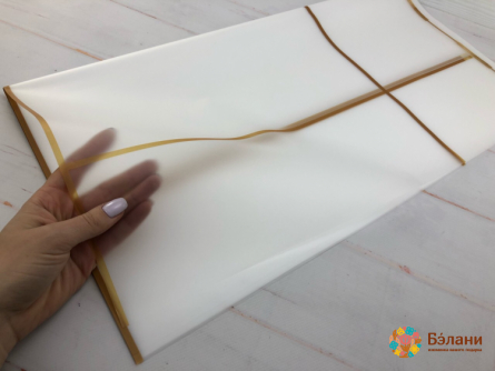 Urmărește „Kant” De Aur