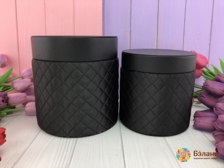 Cutie Rotundă Din Satin Negru