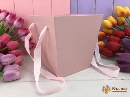 Cutie De Flori Din Trapez Roz