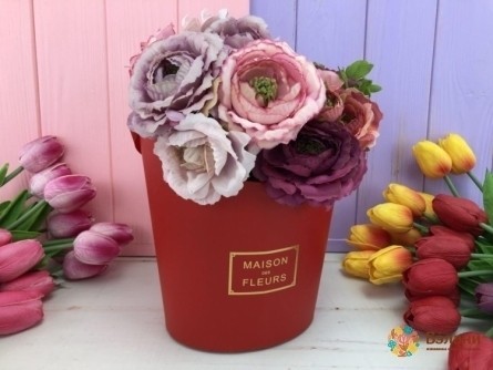 Cutie Cu Flori „Maison M” Roșie
