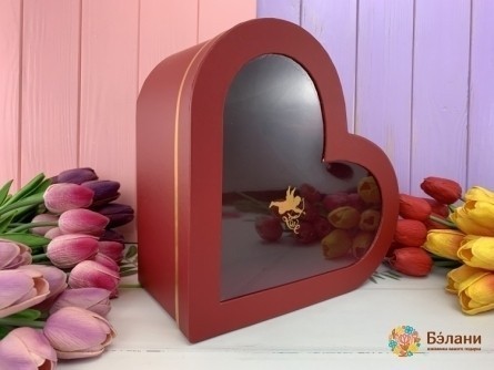 Cutie Aurie În Formă De Inimă