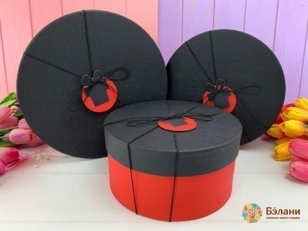 Cutie Rotundă Pe O Bandă Elastică "negru Și Roșu"