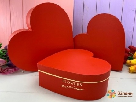 Cutie În Formă De Inimă „Flori” Roșie