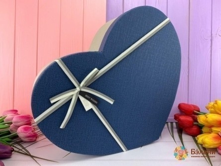 Cutie Simplă De Inima Albastră