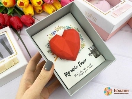 Set Cadou „Inimă” Cu Roșu Aromat