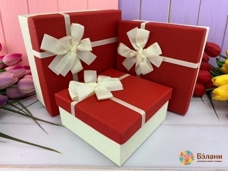 Cutie Cadou „Arcul Luxuriant # 1” Roșu