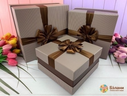 Cutie Cadou „Beauty Lines” Ciocolată