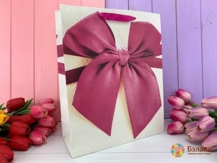 Pachet Cadou „Lush Bow” Zmeură M