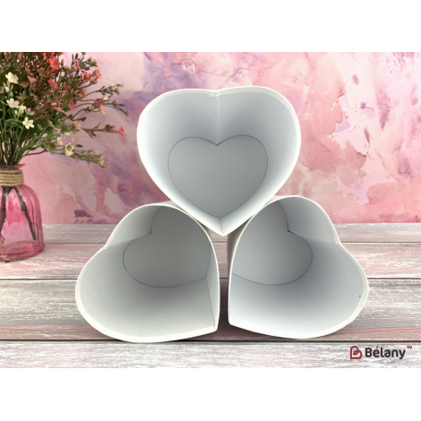 Коробка для цветов "Flash heart" белая