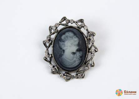 Broșă „Cameo Înnegrită”
