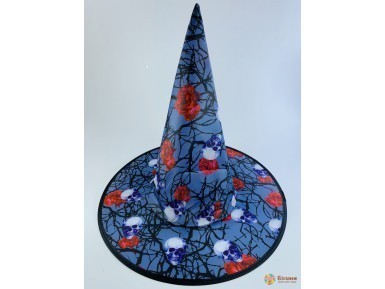 Pălăria Vrăjitoarei Cu Cranii Și Trandafiri