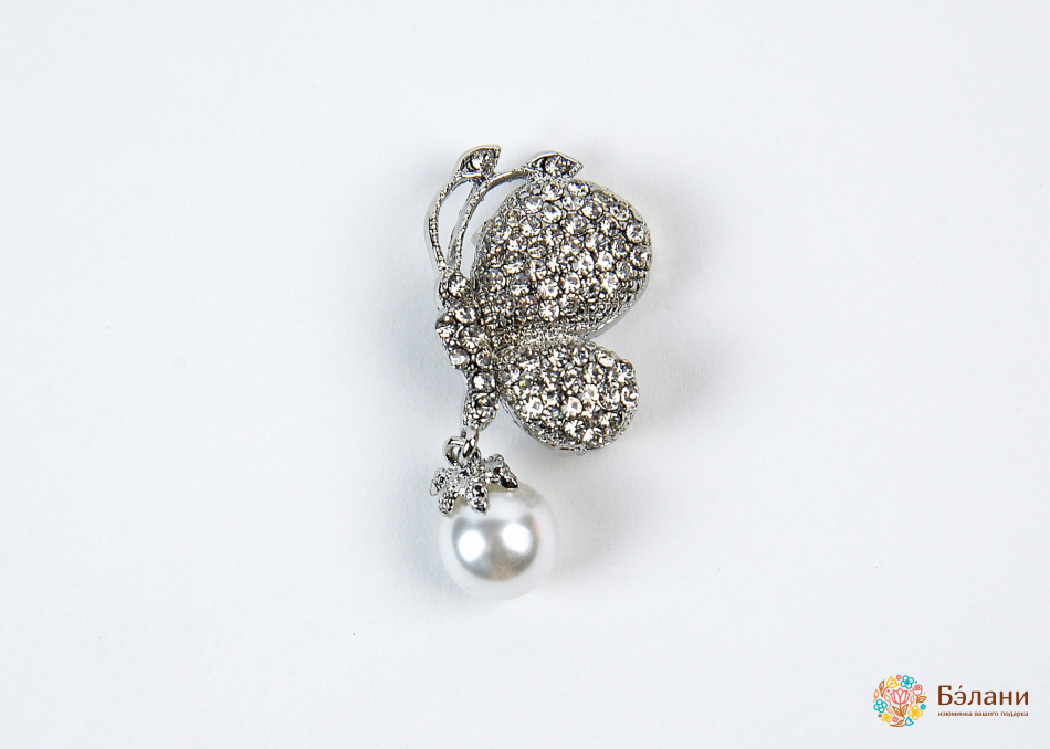 Broșă „Fluture Cu Perlă”