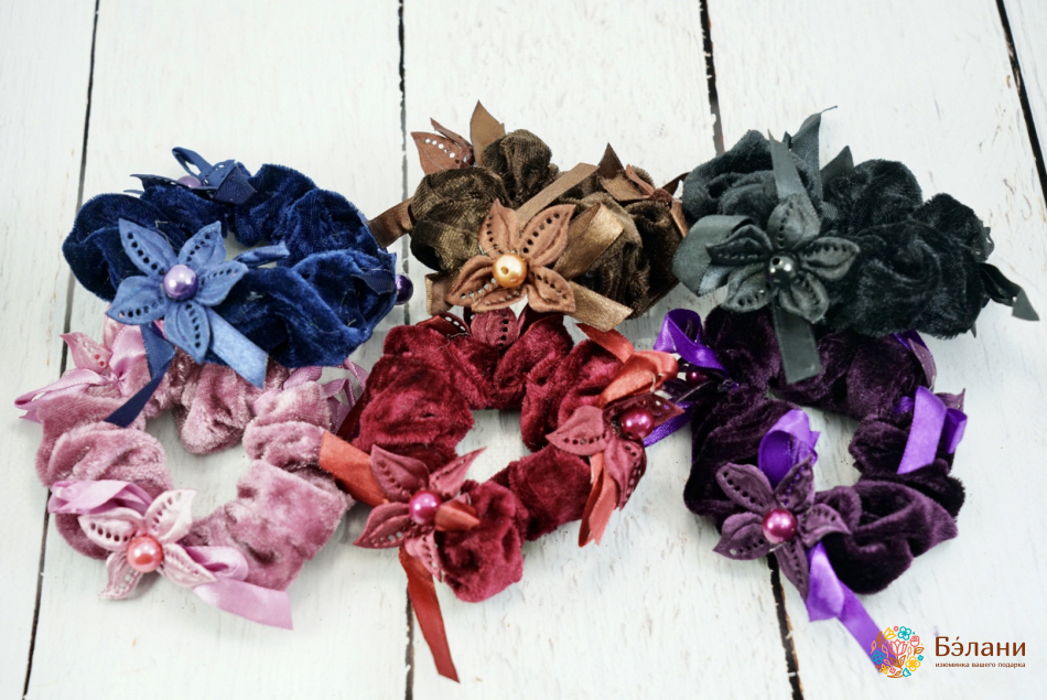 Banda Elastica Din Catifea "flori Cu Perle"