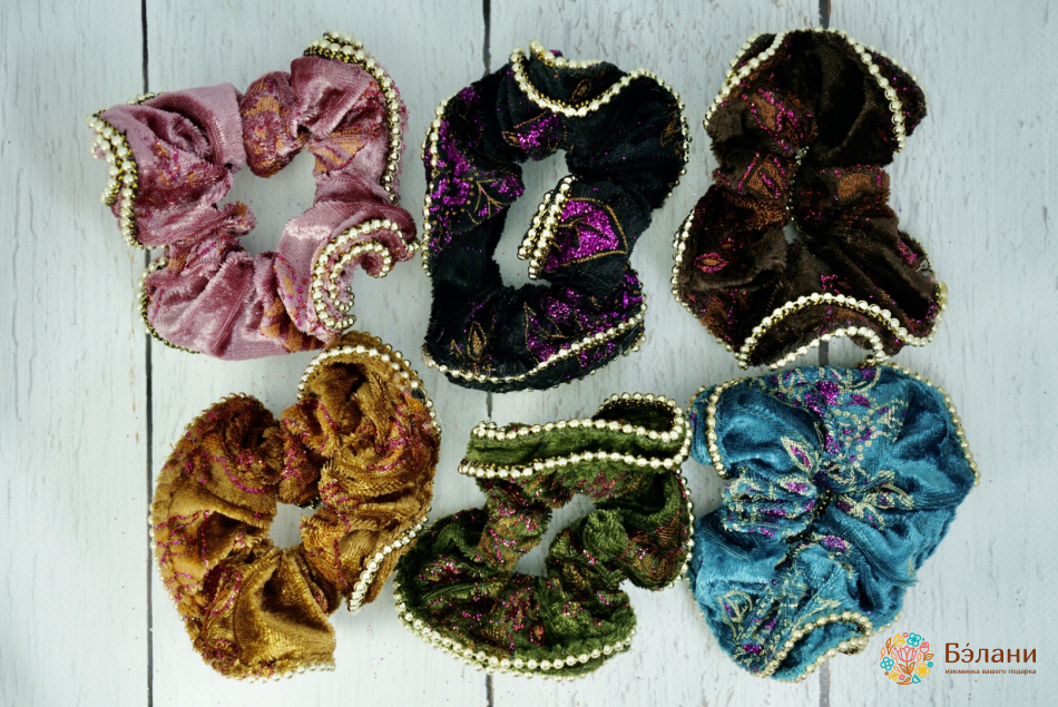 Elastic Dublu Din Catifea Cu Margine Aurie