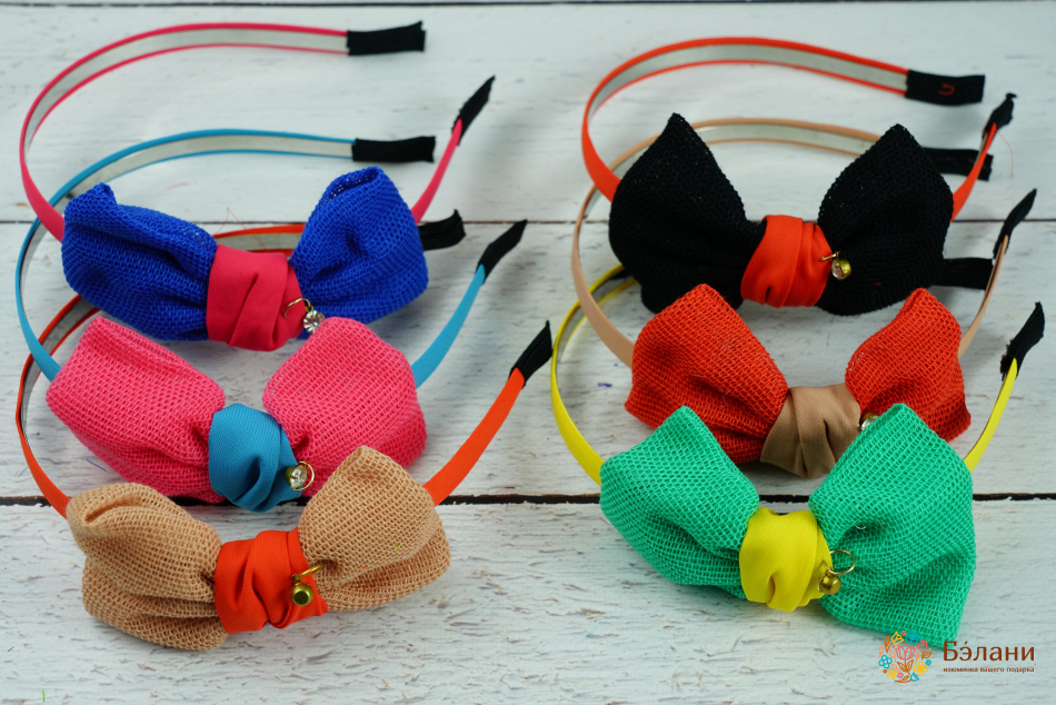 Cerc Tricotat „Arcul Cu Diamant”