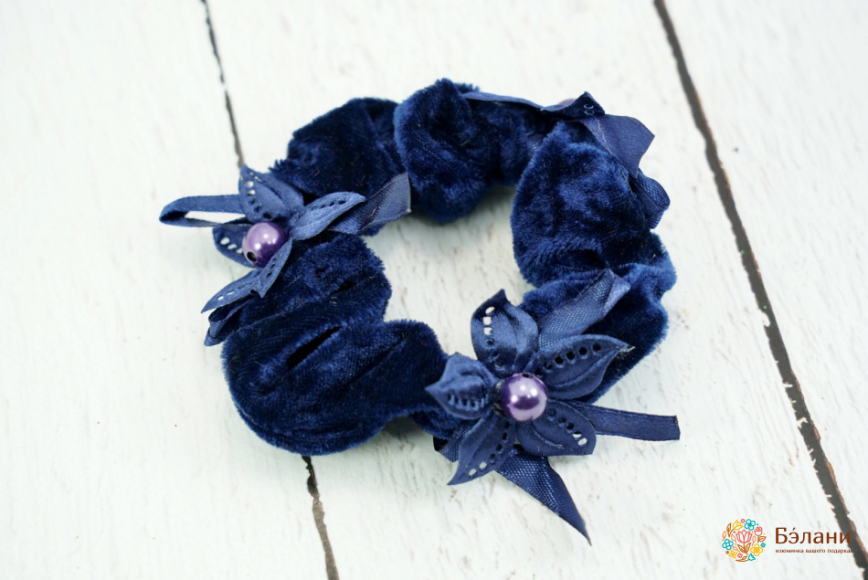 Banda Elastica Din Catifea "flori Cu Perle" | 2